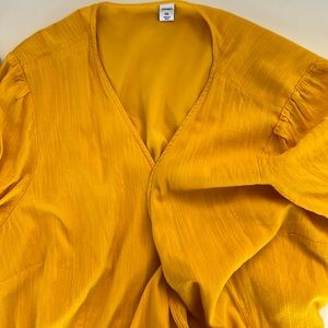 Old Navy yellow wrap dress with sleeves!